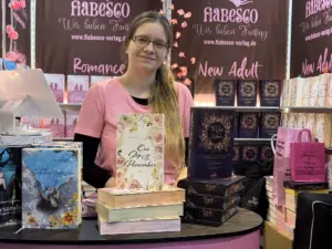 Gina Chiabudini signiert ihre Bücher